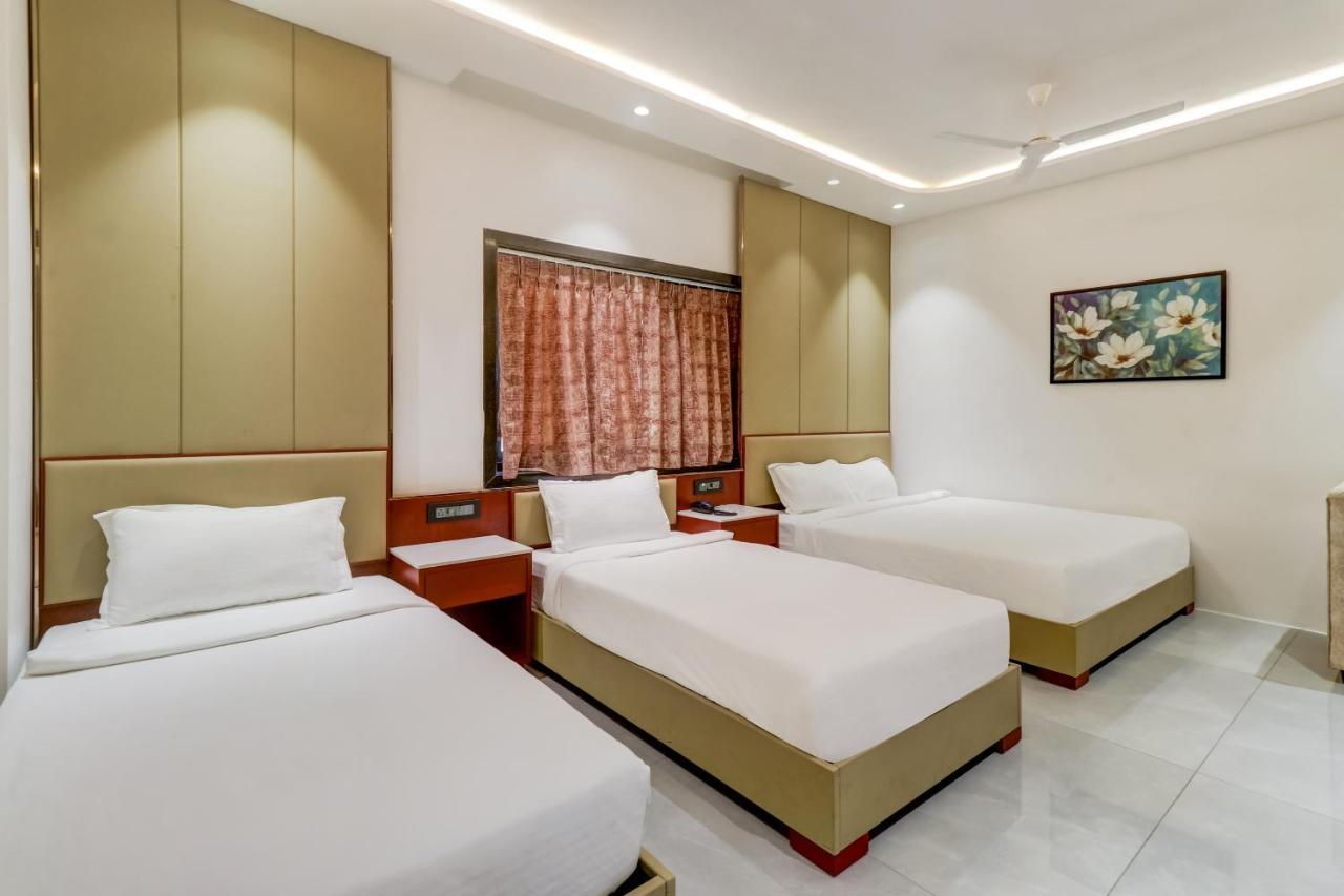 Oyo Townhouse 785 Sree Vinayaka Grand Hotel Anantapur Exterior photo