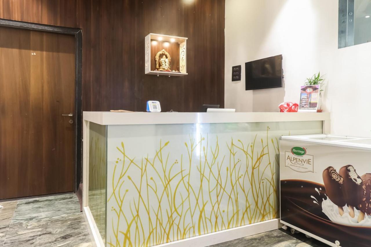 Oyo Townhouse 785 Sree Vinayaka Grand Hotel Anantapur Exterior photo