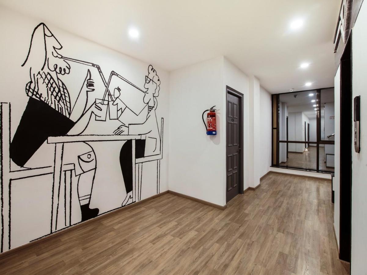 Oyo Townhouse 785 Sree Vinayaka Grand Hotel Anantapur Exterior photo